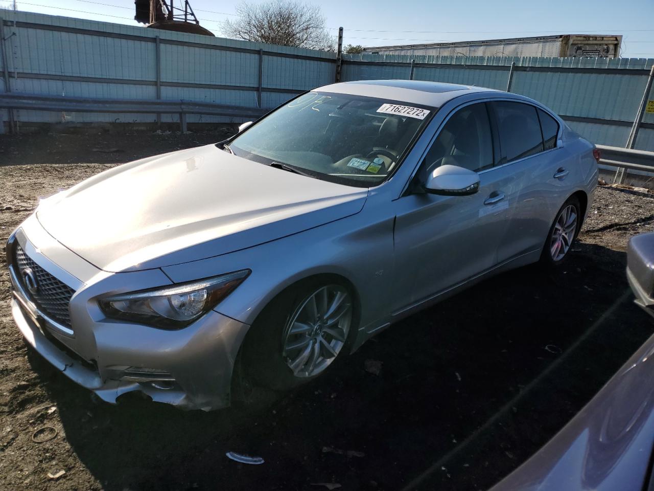 Infiniti Q50 base (2015)