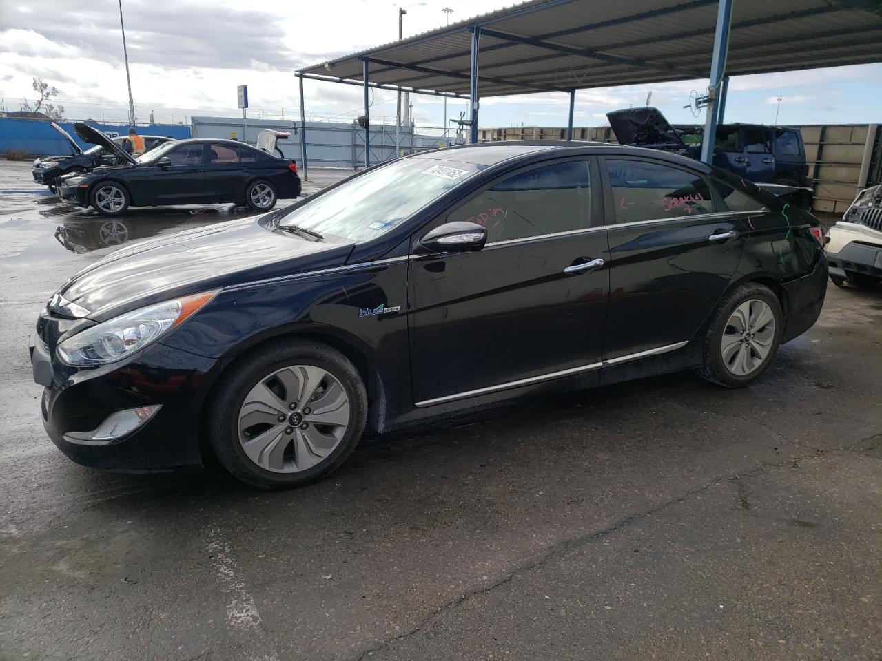 Hyundai Sonata hyb (2013)