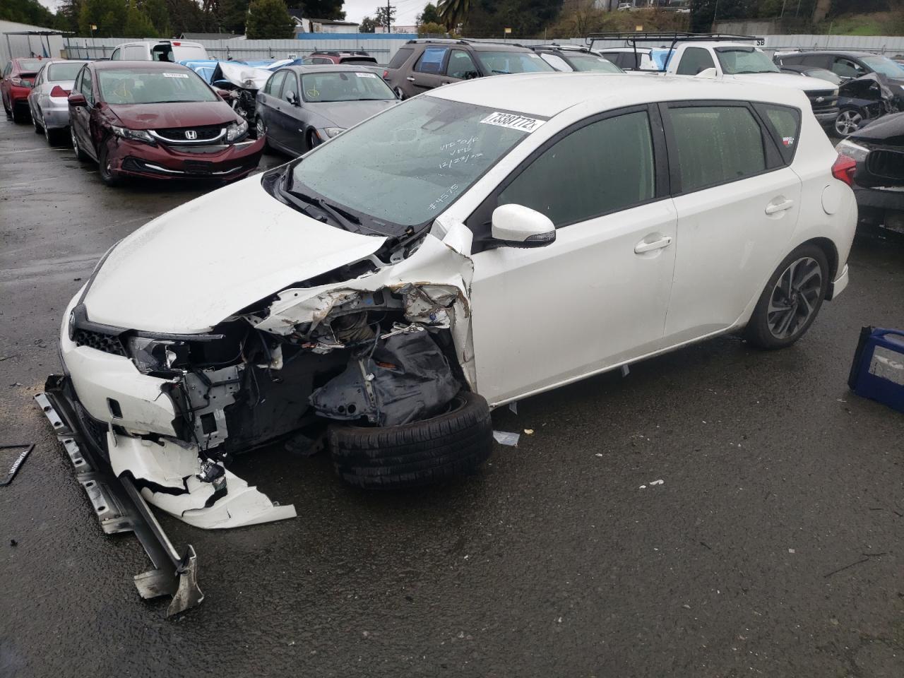 Toyota Corolla im (2017)