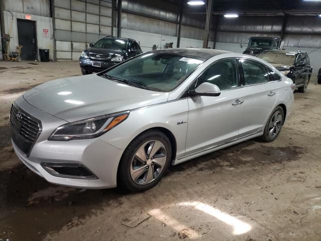 Hyundai Sonata hyb (2016)