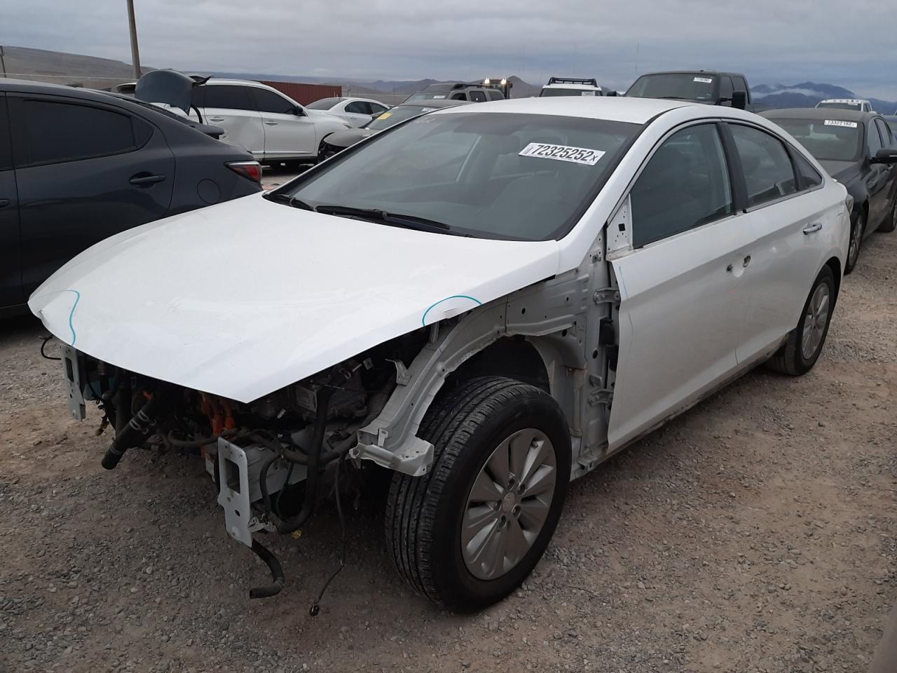 Hyundai Sonata hyb (2016)