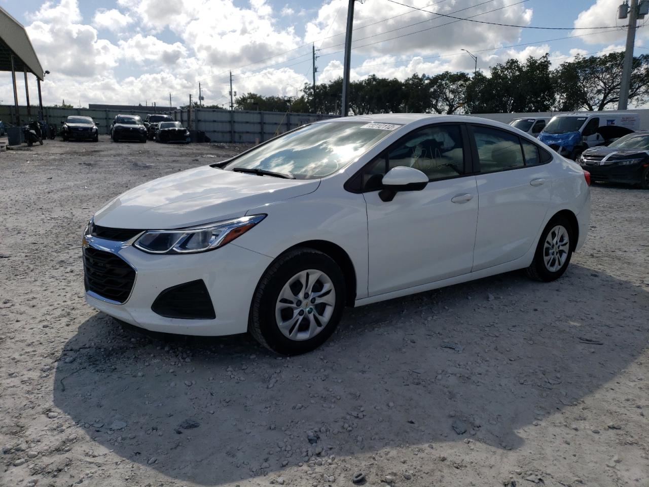 Chevrolet Cruze ls (2019)