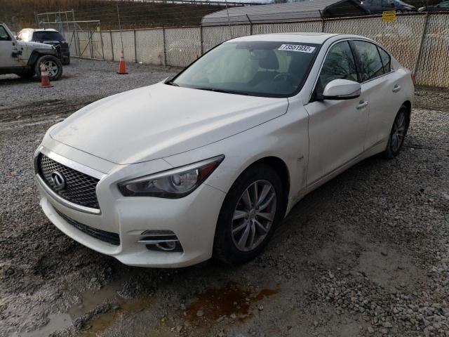 Infiniti Q50 base (2017)