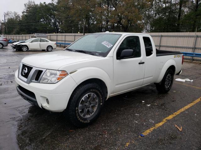 Nissan Frontier s (2017)
