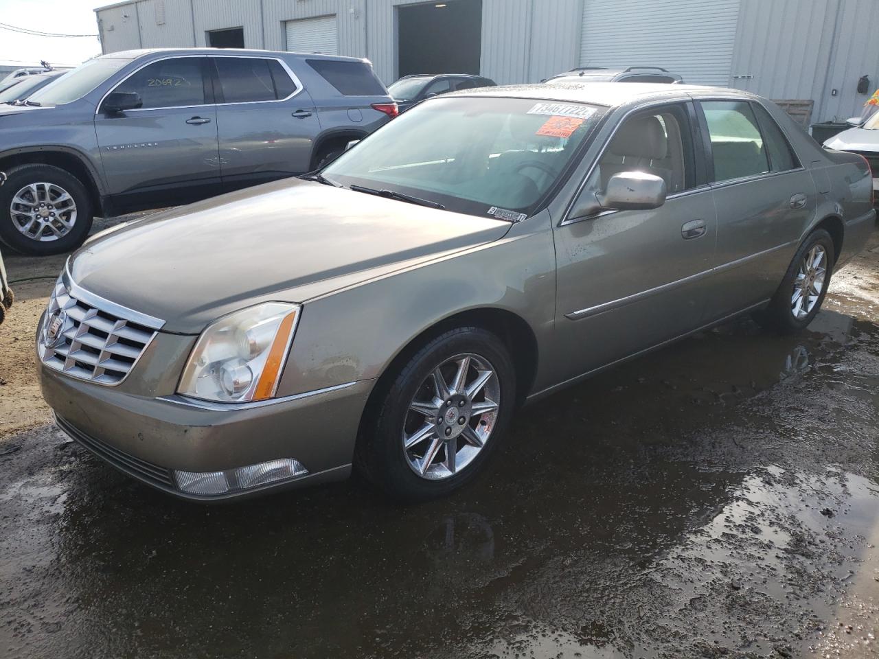 Cadillac Dts luxury (2010)