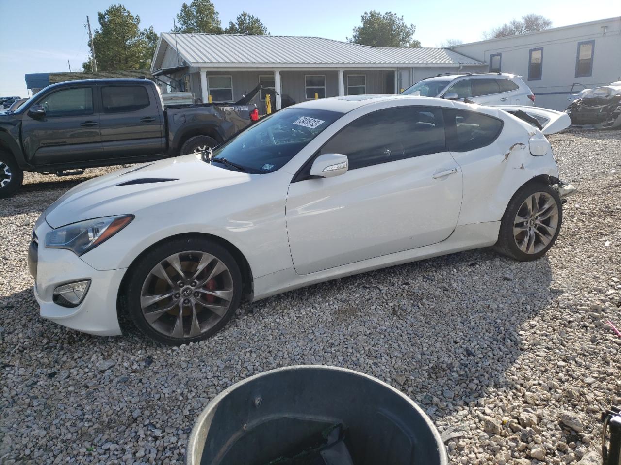 Hyundai Genesis co (2013)