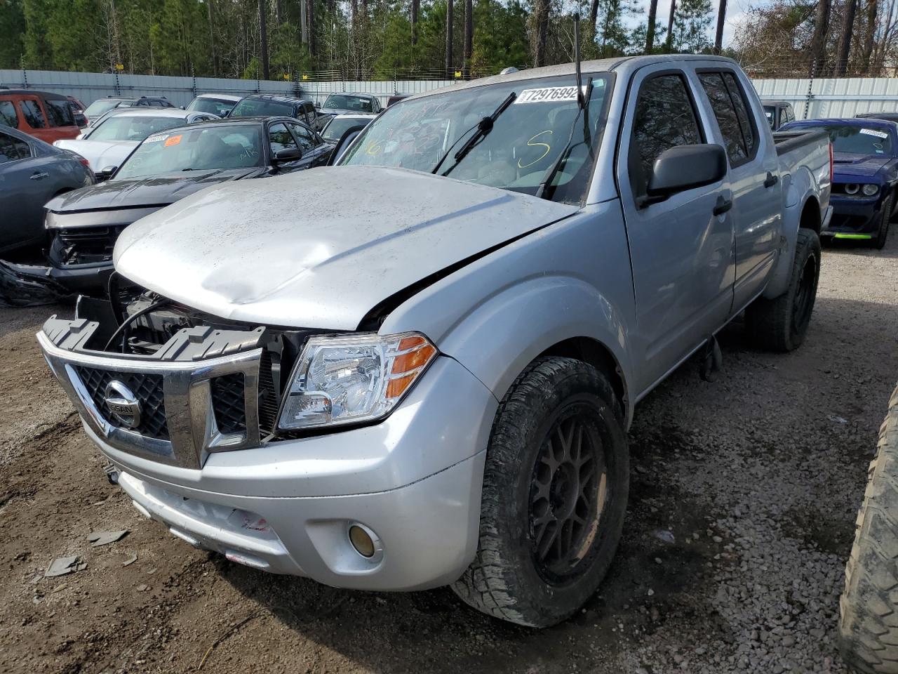 Nissan Frontier s (2017)