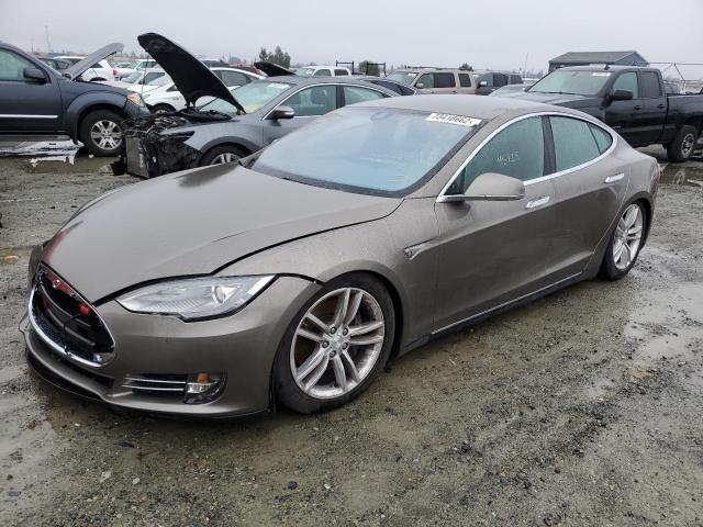 Tesla Model s 85 (2015)