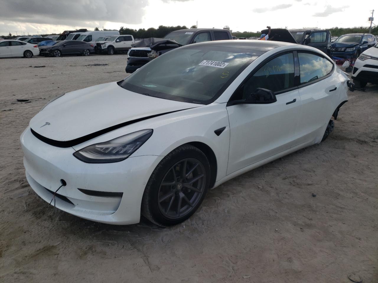Tesla Model 3 (2021)