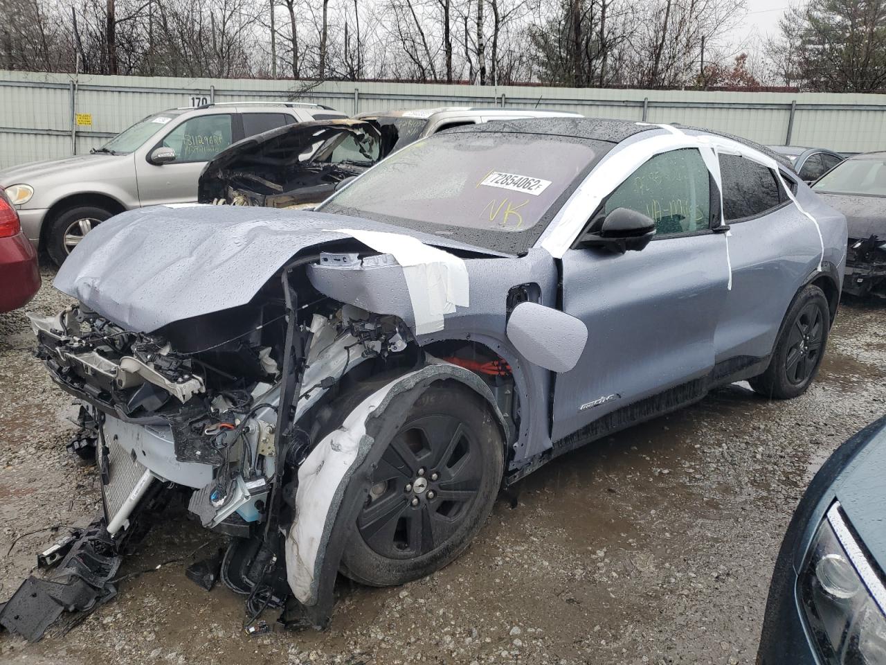 Ford Mustang ma (2022)