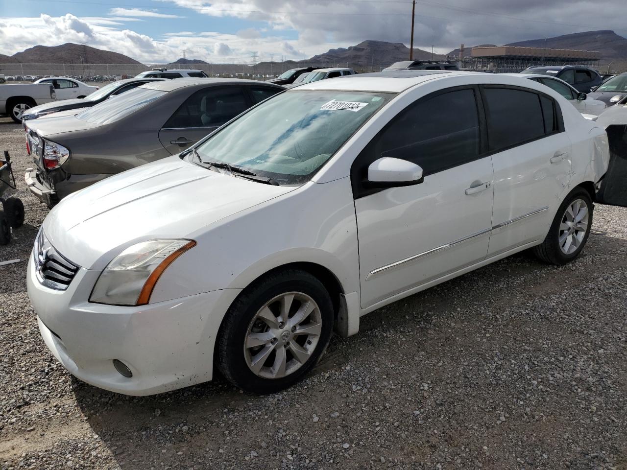 Nissan Sentra 2-0 (2012)