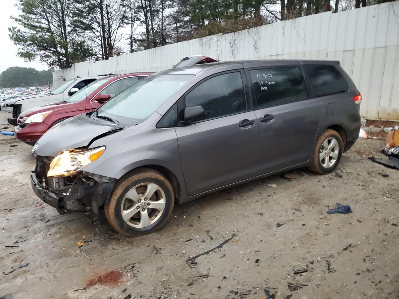 Toyota Sienna (2011)