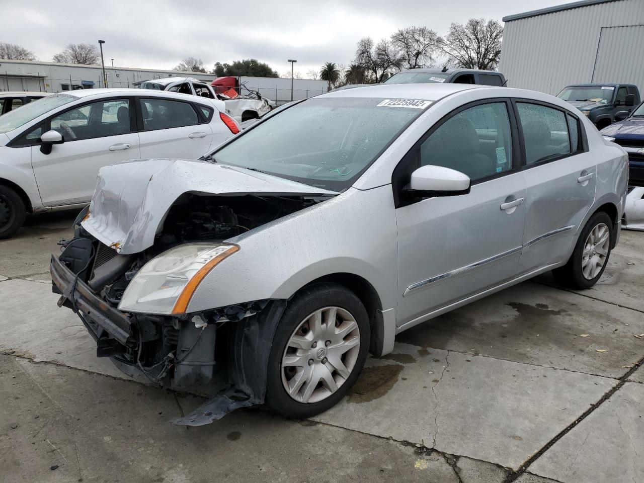 Nissan Sentra 2-0 (2012)
