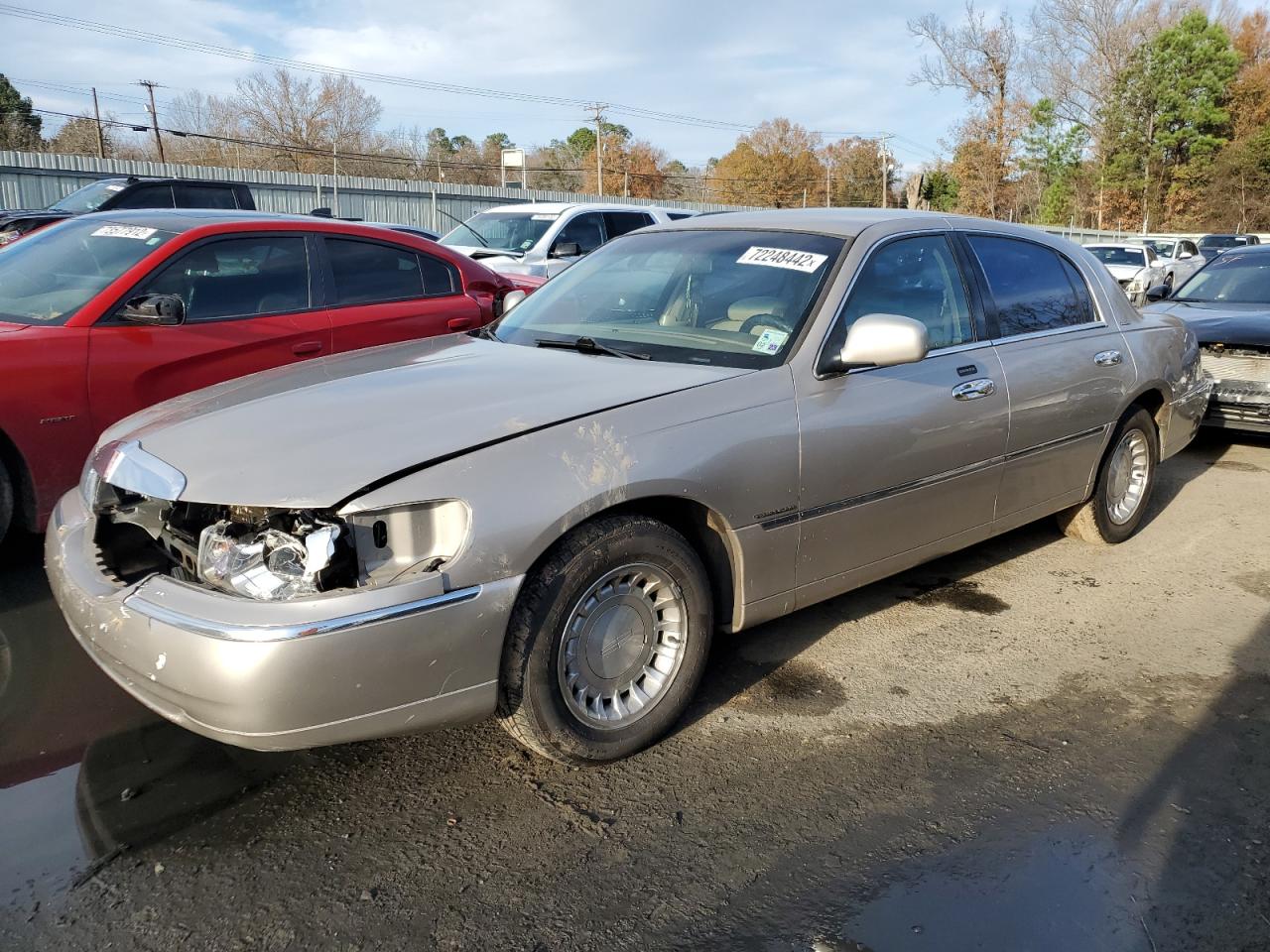 Lincoln Town car e (2000)
