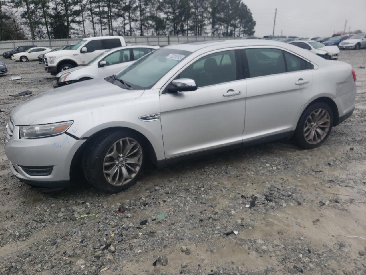 Ford Taurus lim (2013)