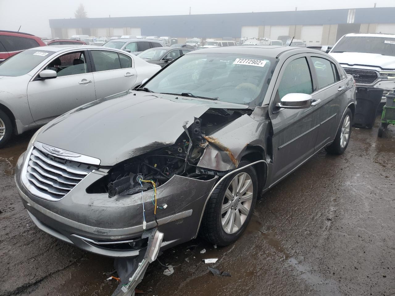 Chrysler 200 limite (2012)