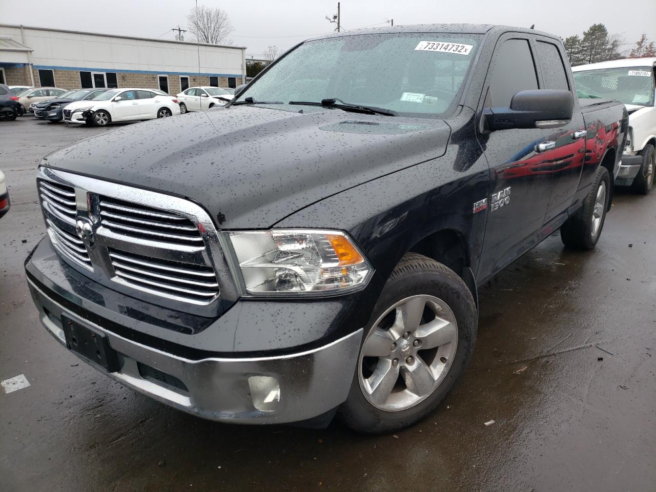 Ram 1500 slt (2015)