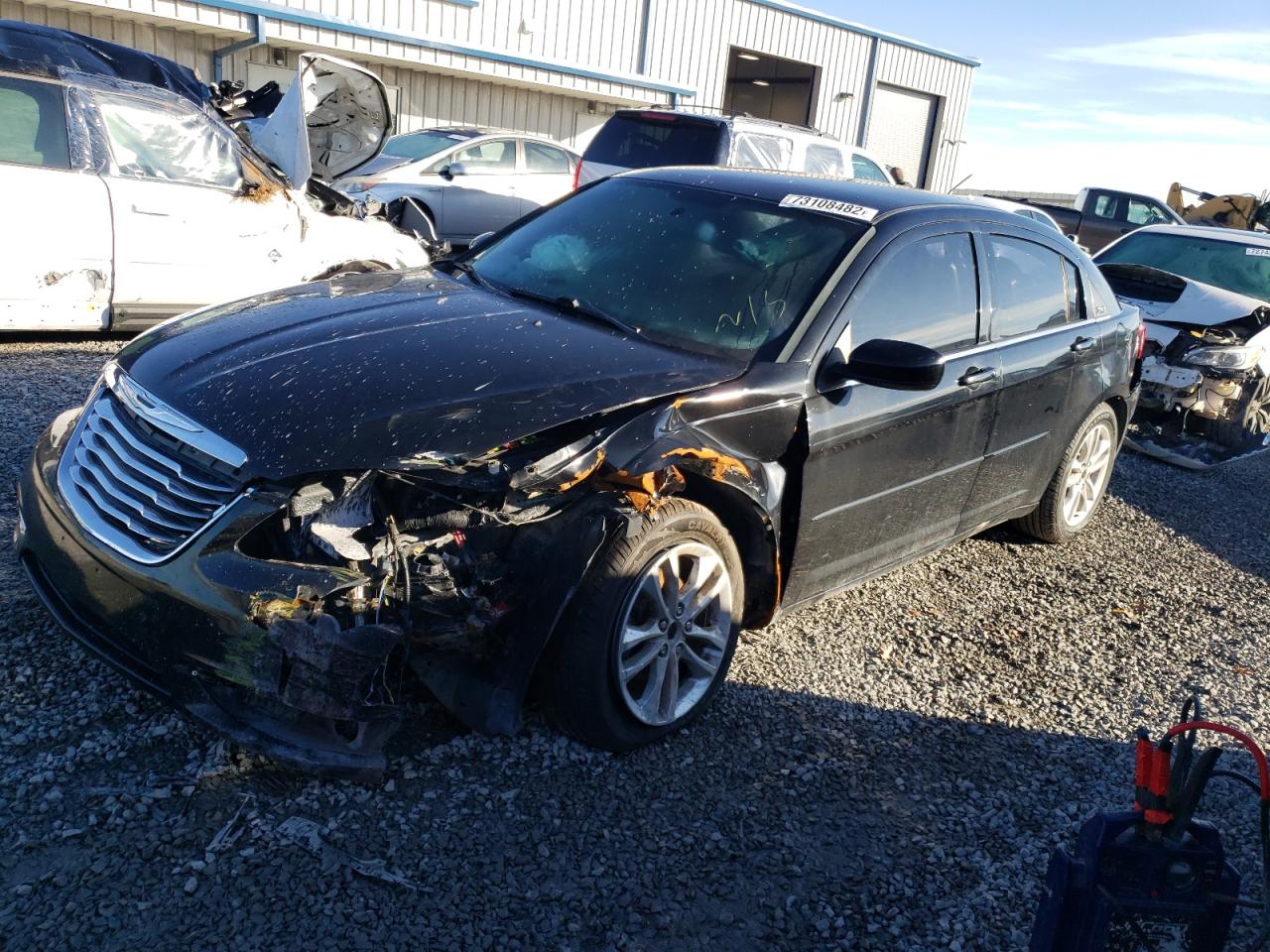 Chrysler 200 lx (2012)