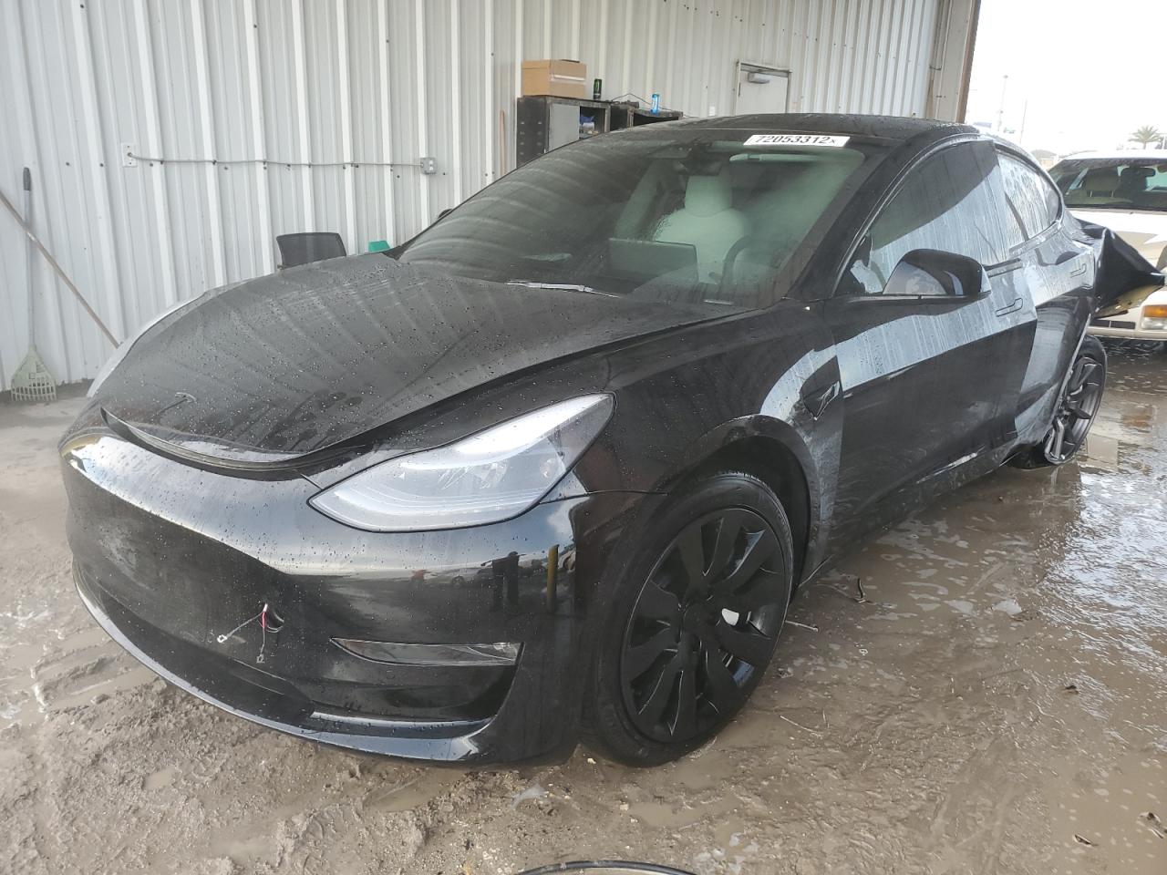 Tesla Model 3 (2022)