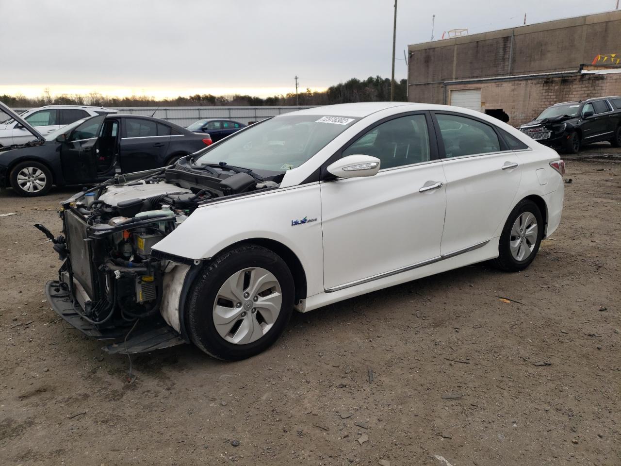 Hyundai Sonata hyb (2013)