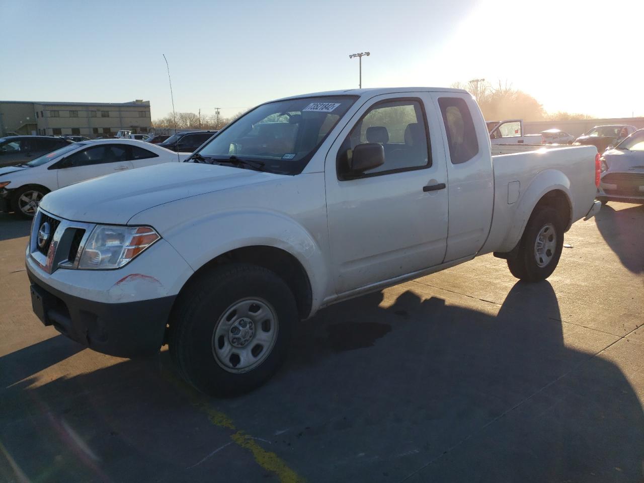 Nissan Frontier s (2018)