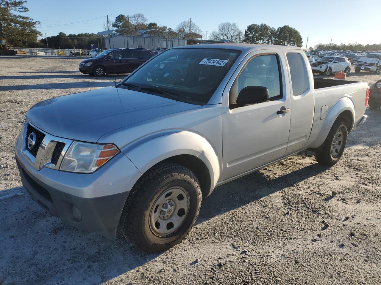 Nissan Frontier s (2012)