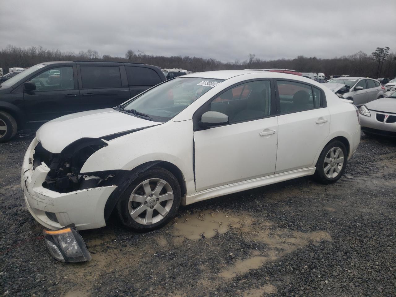 Nissan Sentra 2-0 (2011)