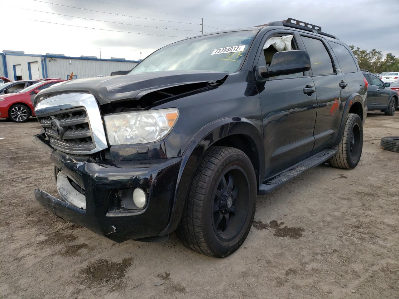 Toyota Sequoia sr (2011)