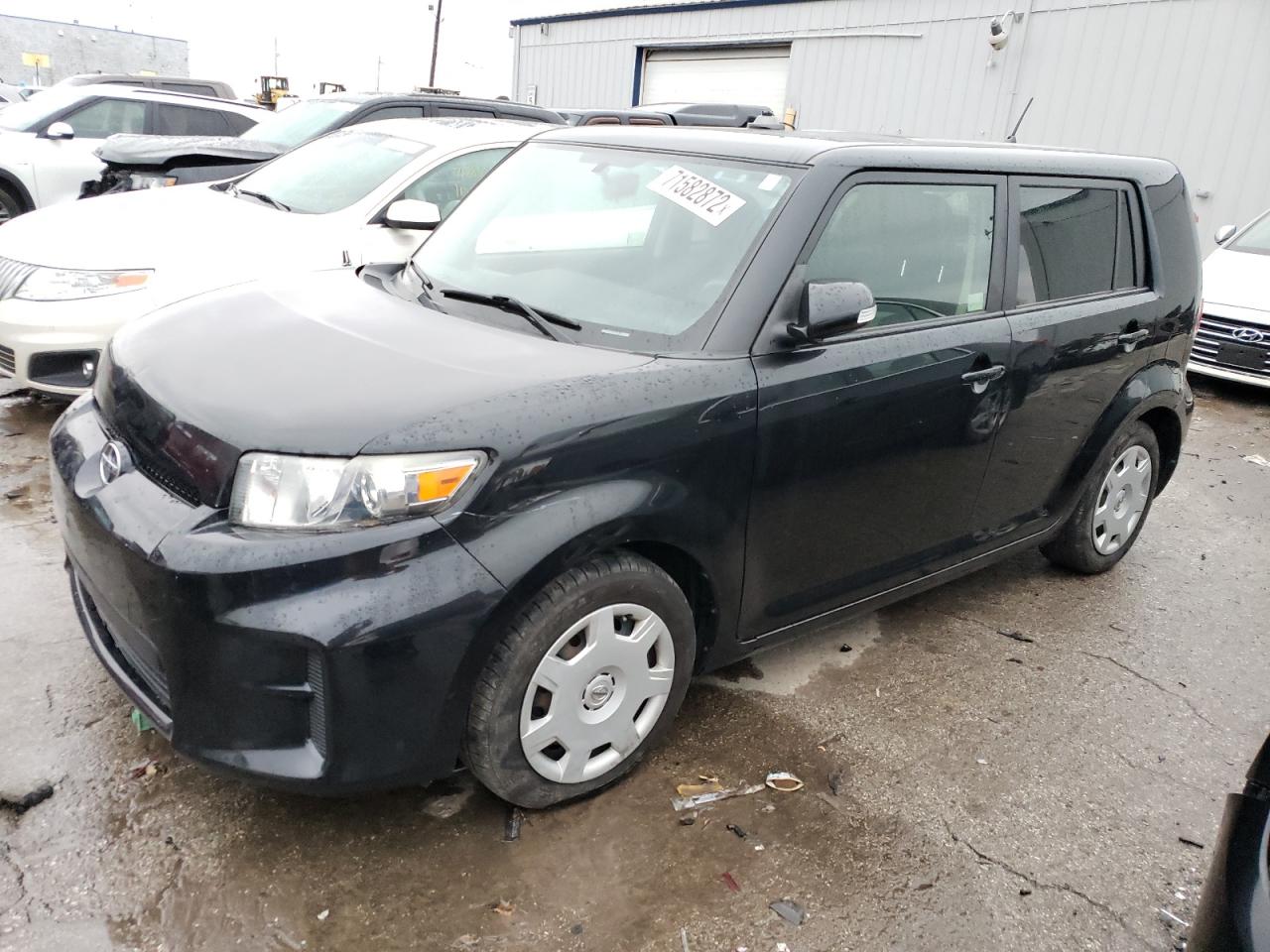 Toyota Scion xb (2012)