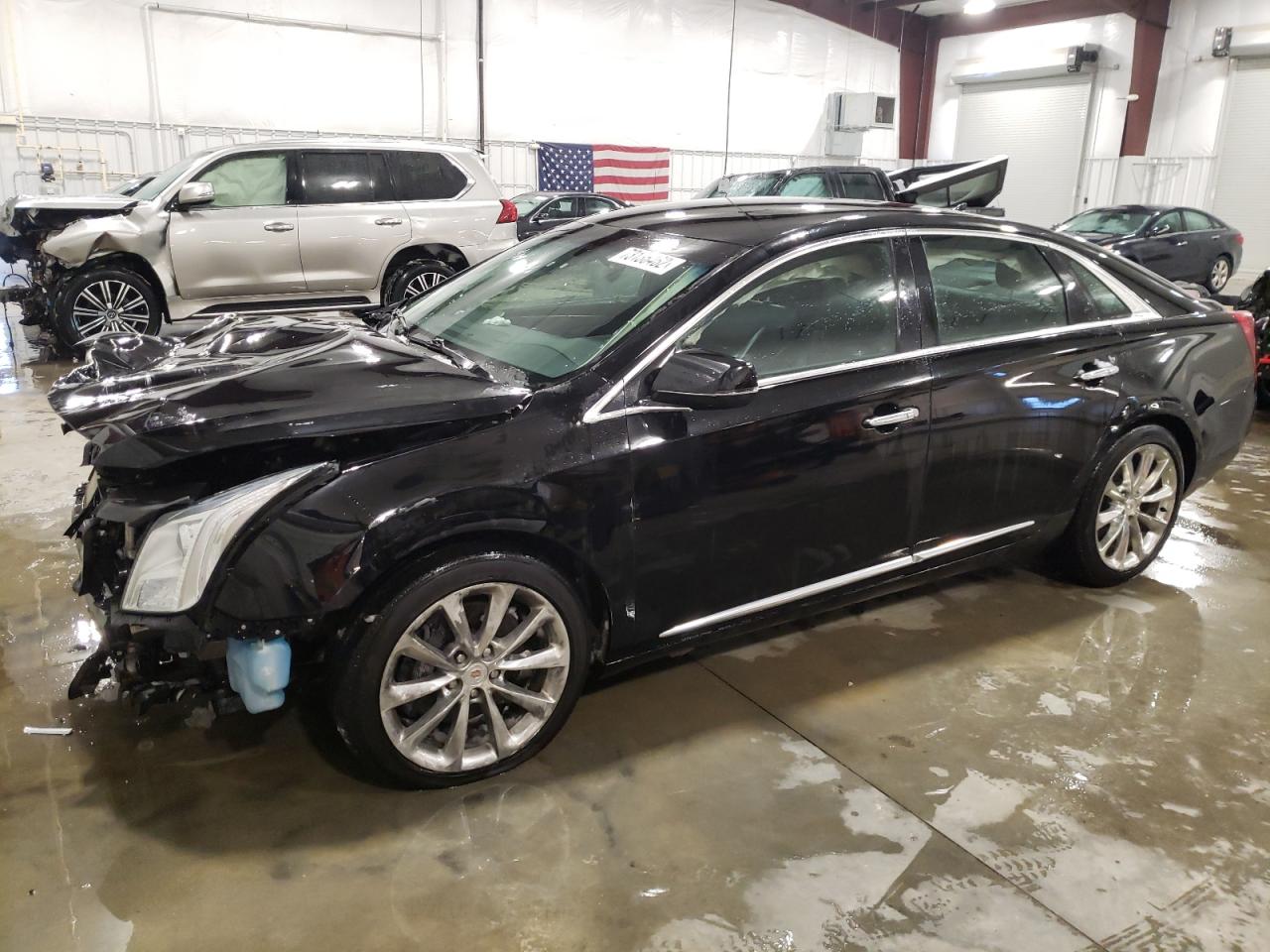 Cadillac Xts luxury (2013)