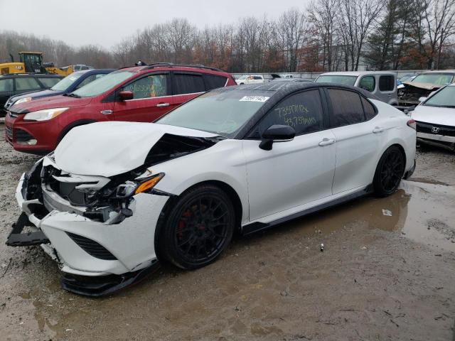 Toyota Camry trd (2021)