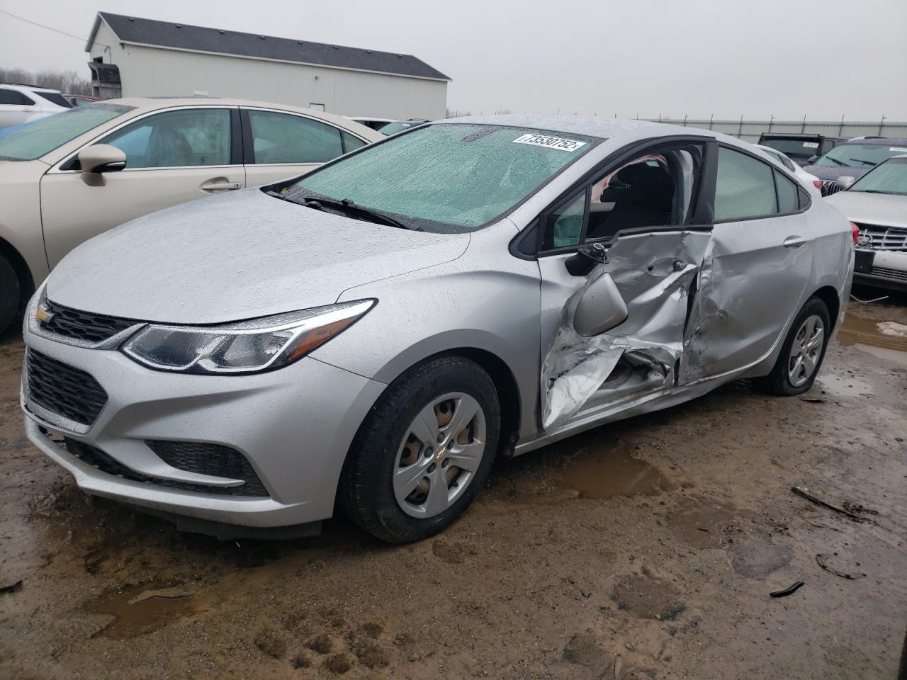 Chevrolet Cruze ls (2017)