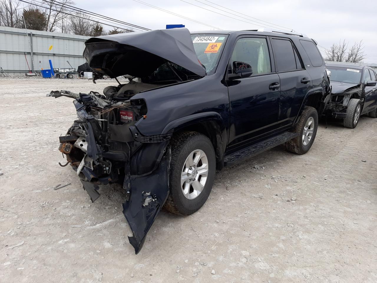 Toyota 4runner sr (2015)