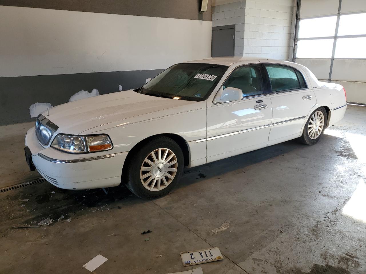 Lincoln Town car e (2003)
