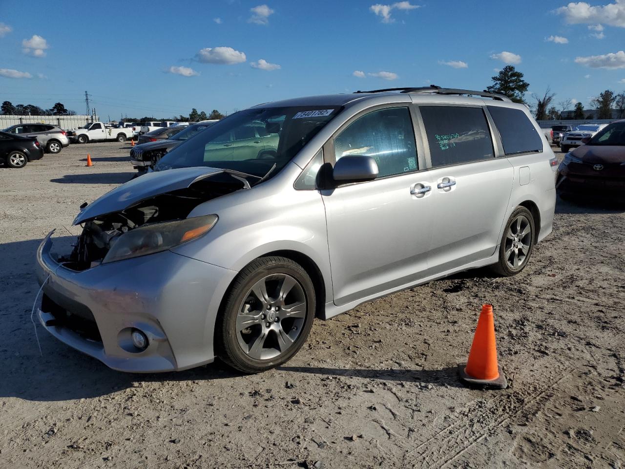 Toyota Sienna se (2016)