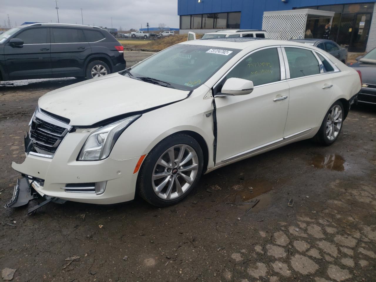 Cadillac Xts luxury (2014)