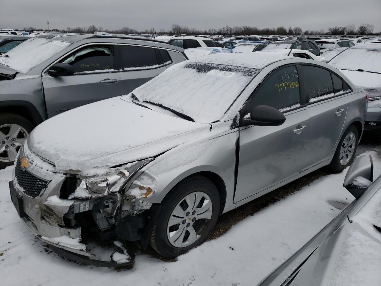 Chevrolet Cruze ls (2013)