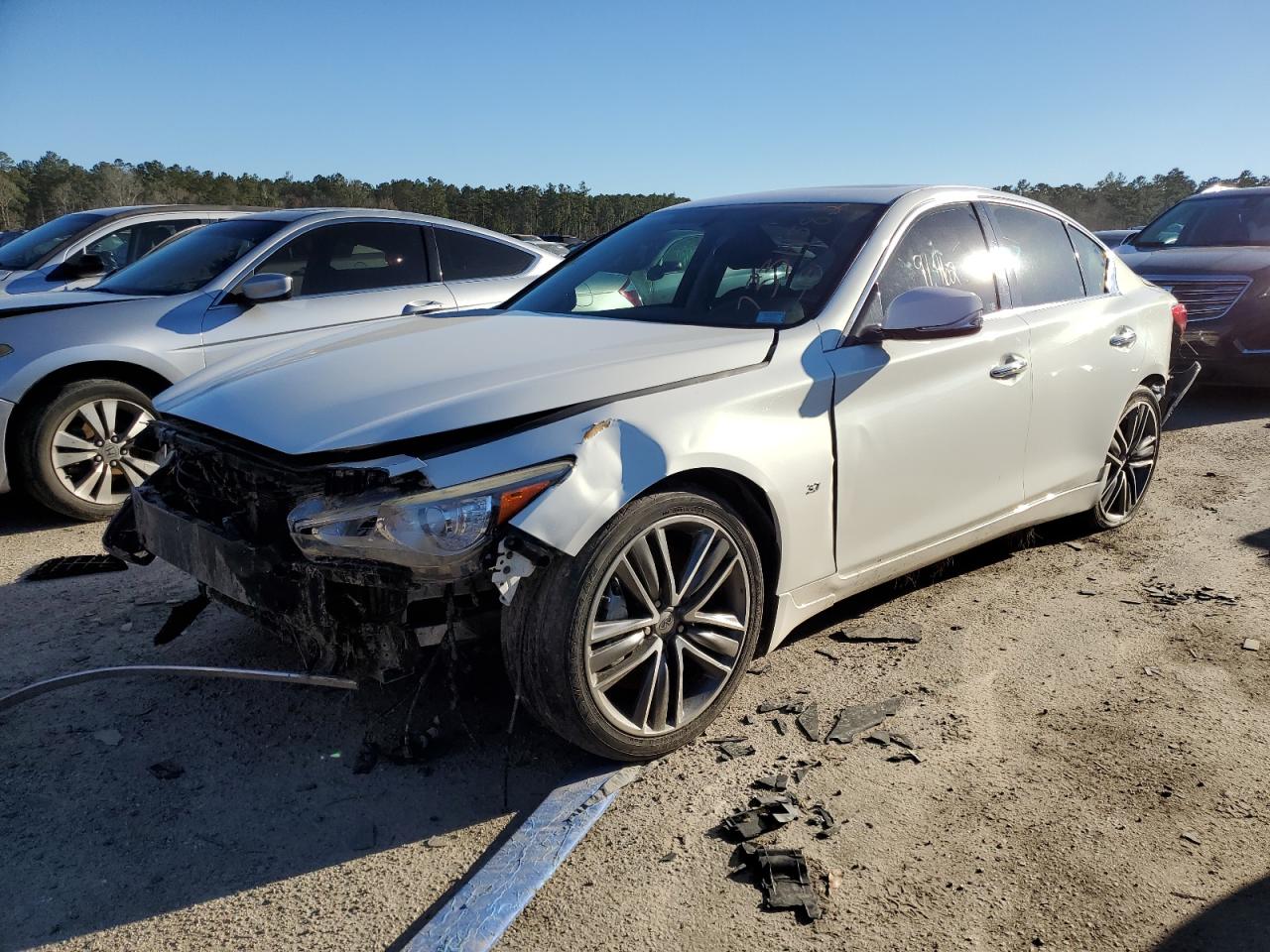 Infiniti Q50 base (2014)