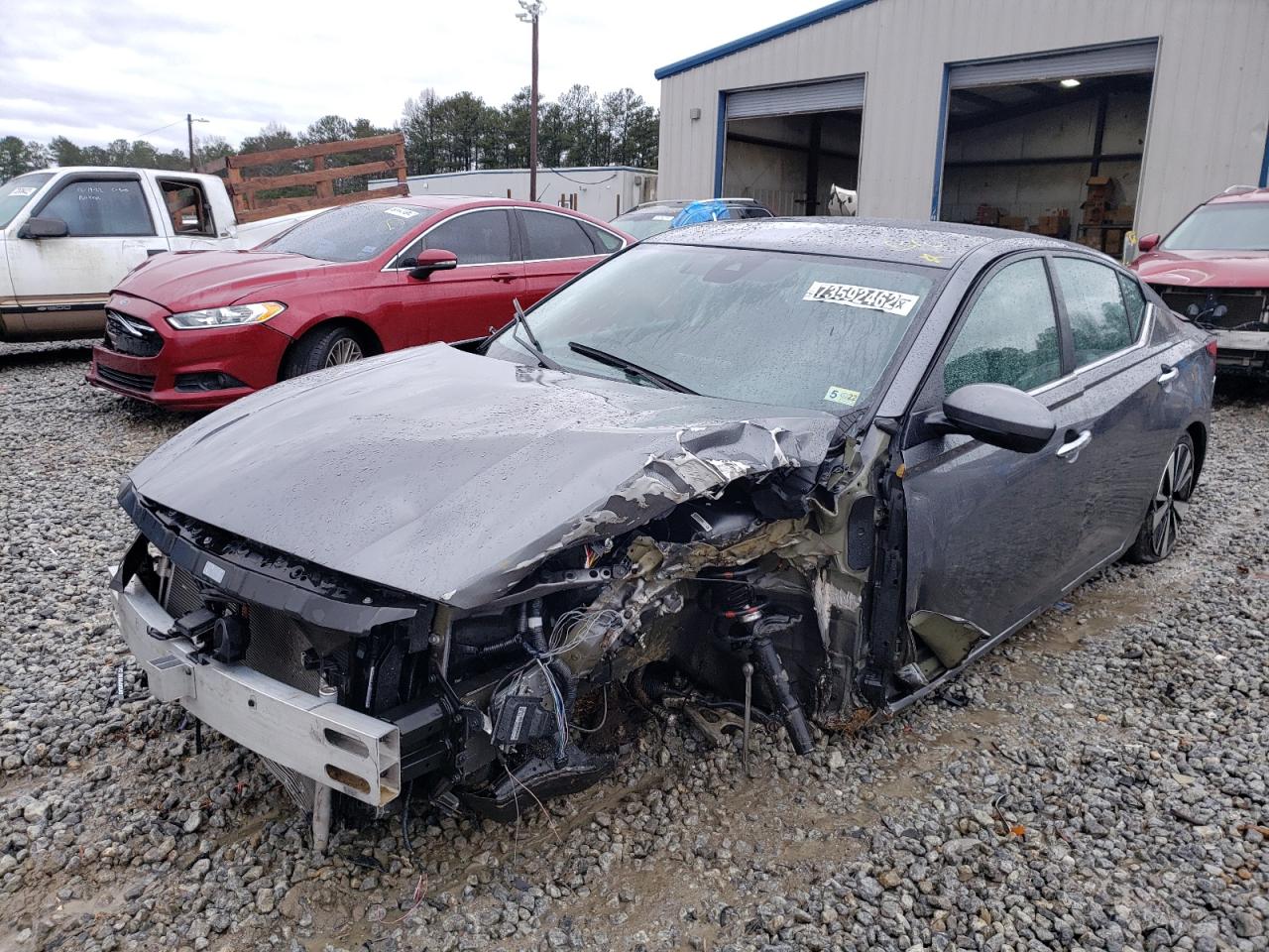 Nissan Altima sv (2021)