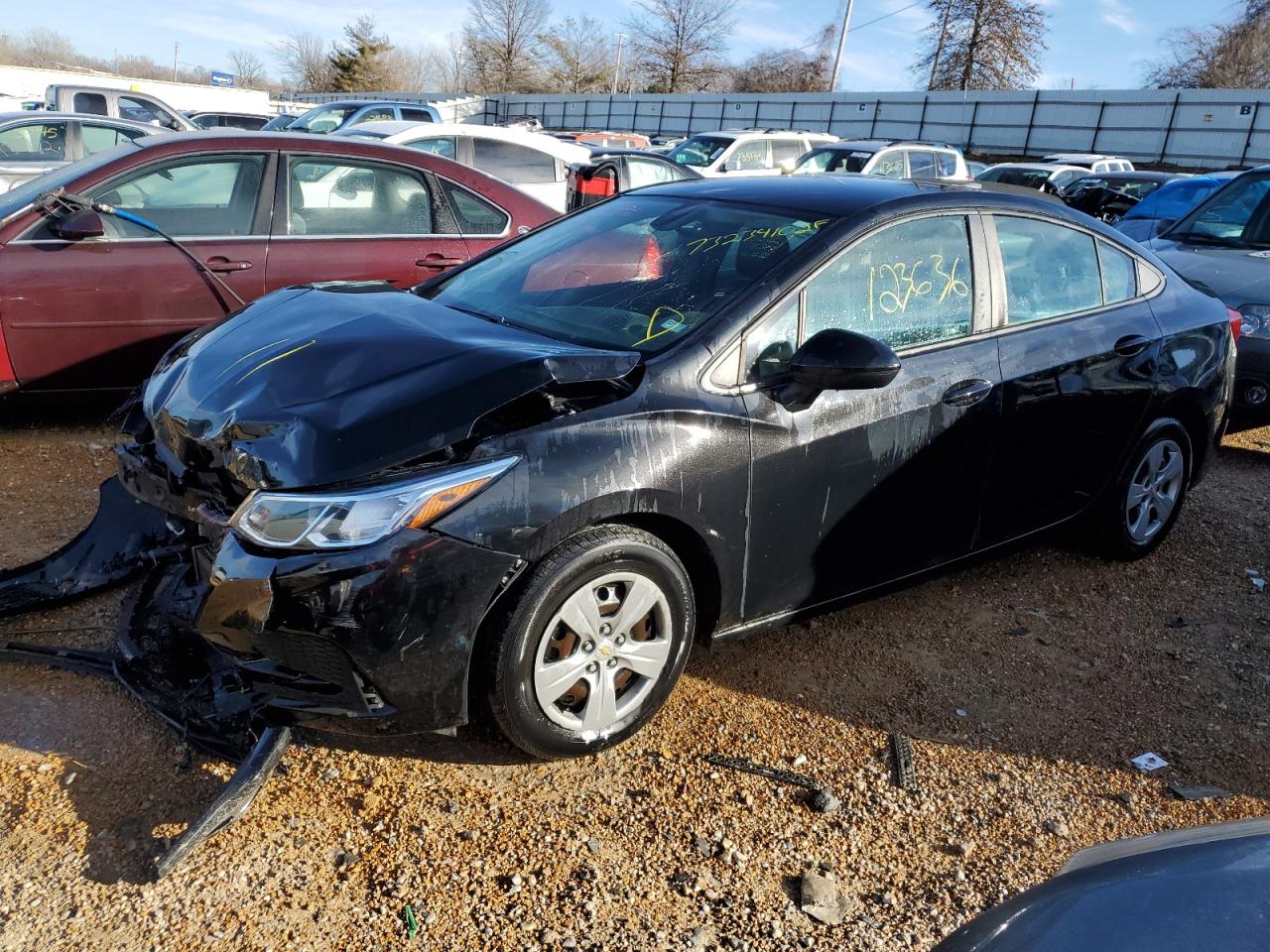 Chevrolet Cruze ls (2017)