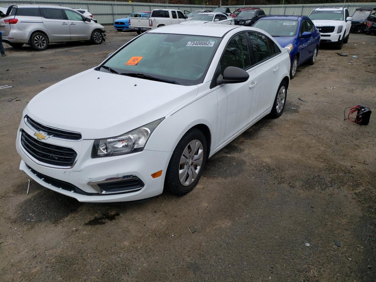 Chevrolet Cruze ls (2015)