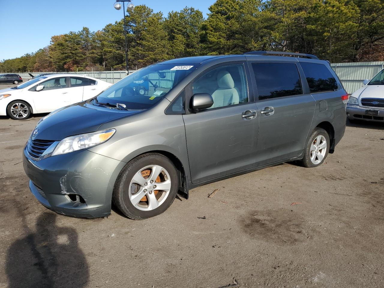 Toyota Sienna (2012)
