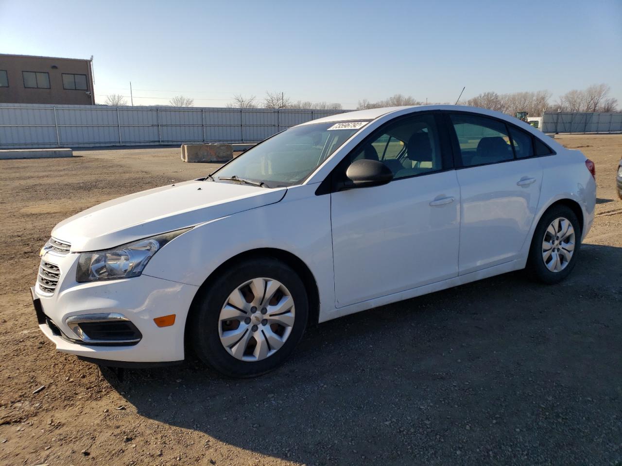 Chevrolet Cruze ls (2015)