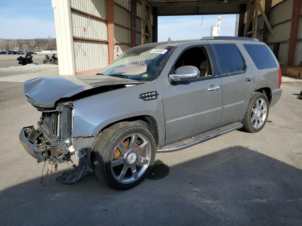 Cadillac Escalade l (2010)