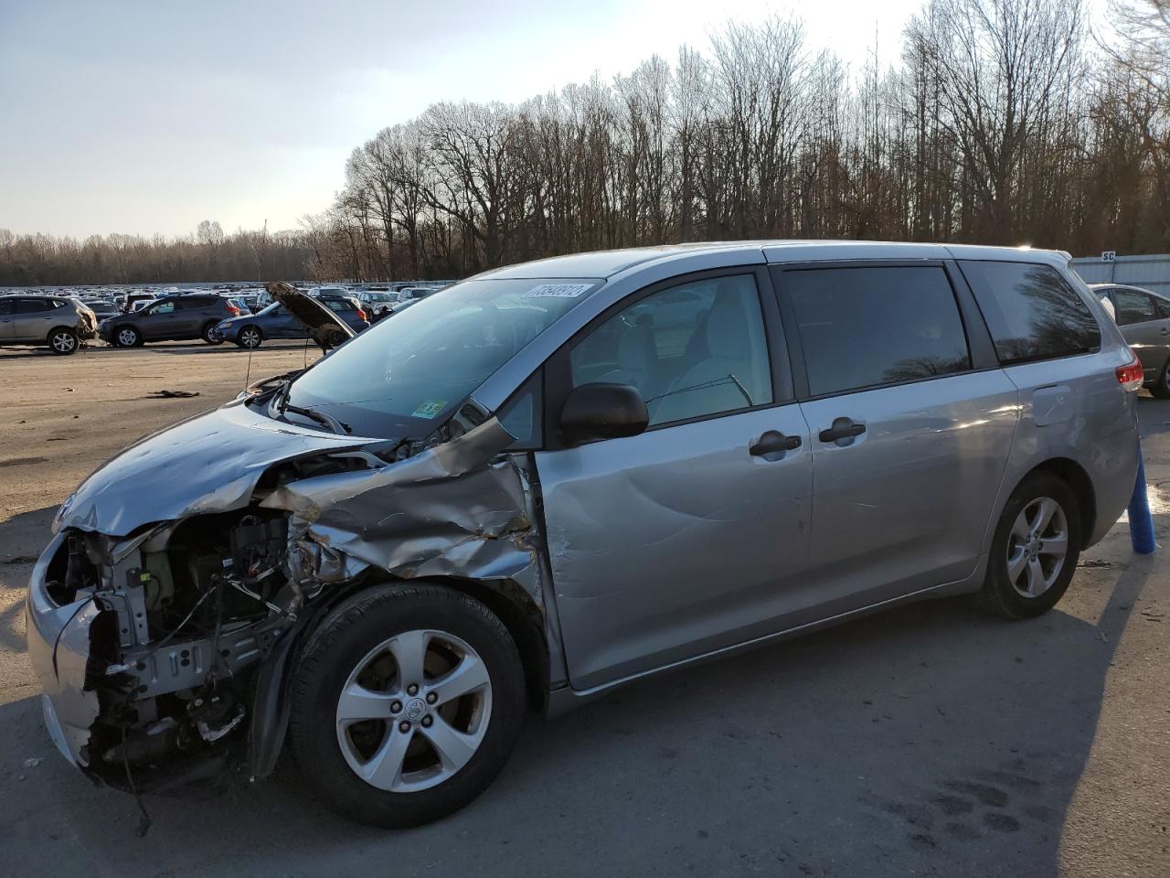 Toyota Sienna (2013)