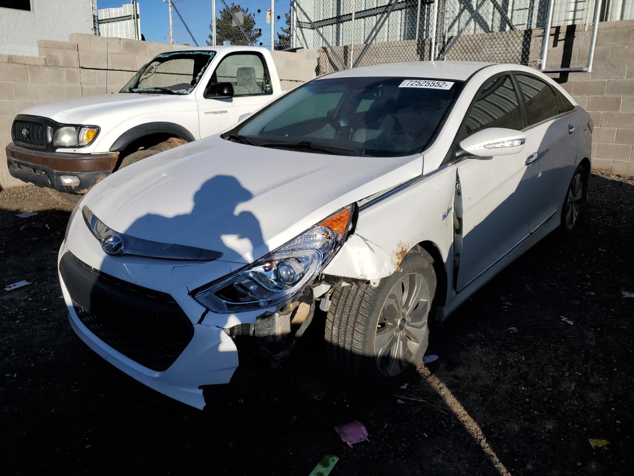 Hyundai Sonata hyb (2013)