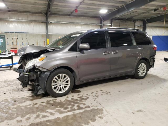 Toyota Sienna (2017)
