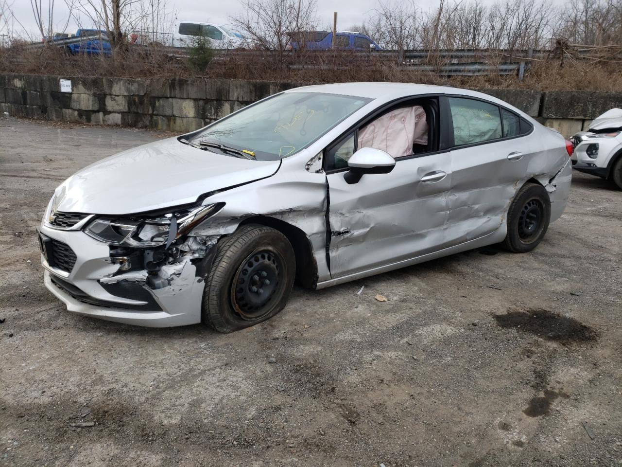 Chevrolet Cruze ls (2016)