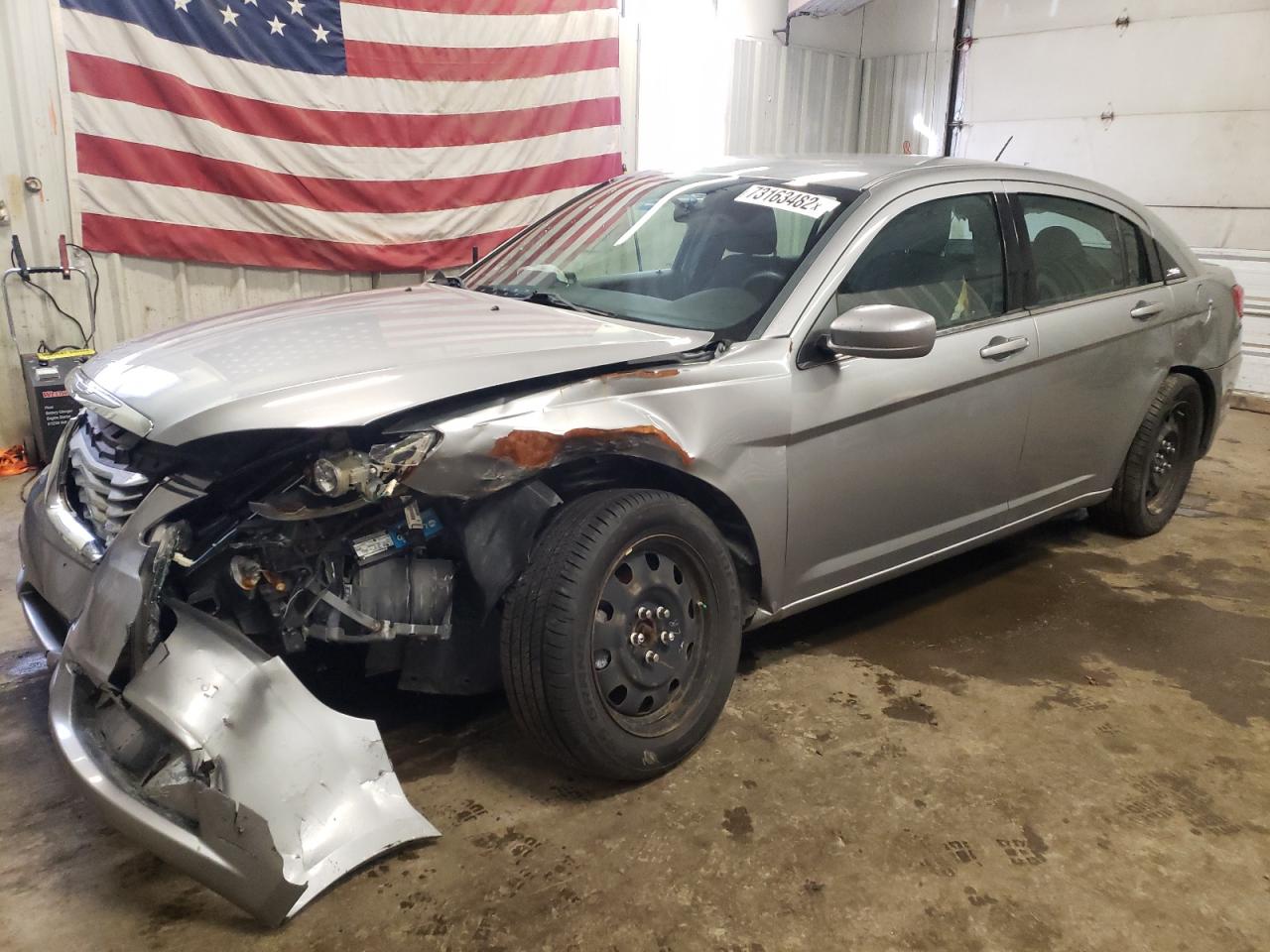 Chrysler 200 lx (2014)