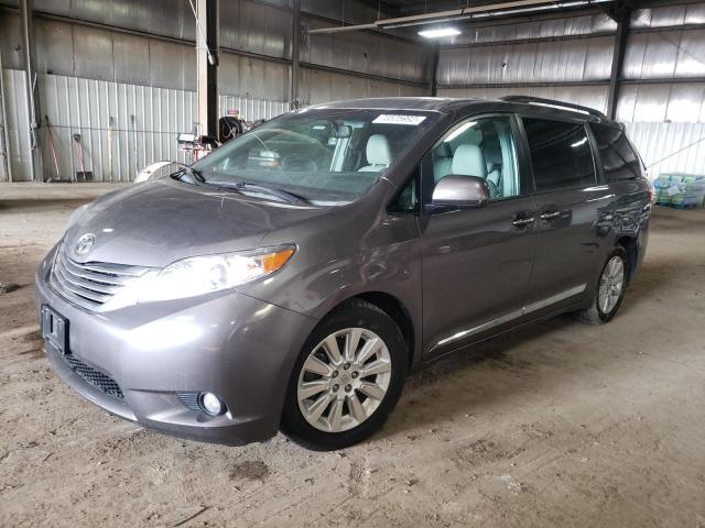 Toyota Sienna (2015)